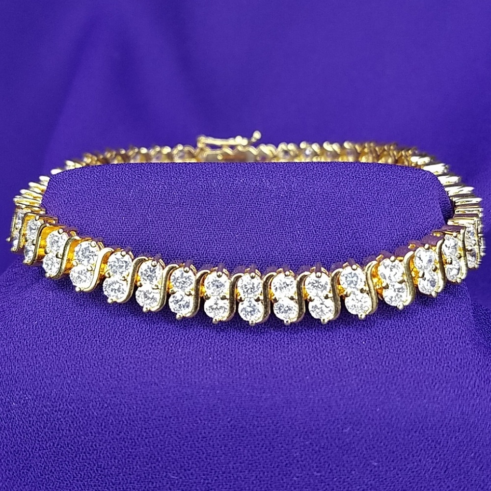 Women's 7" Tennis Bracelet item#B1